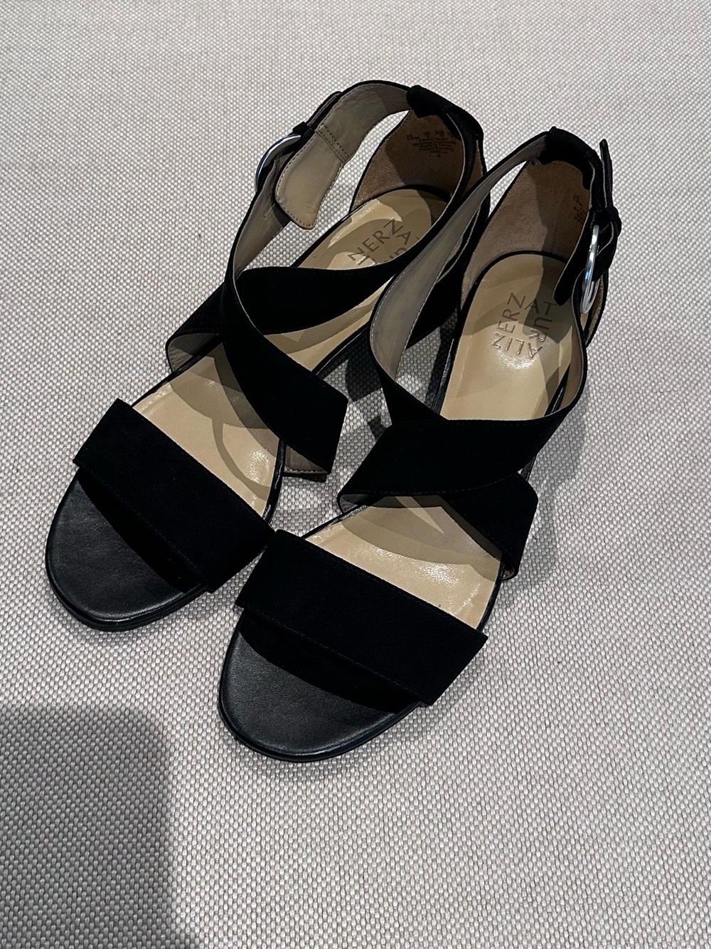 NATURALIZER size 10 Black Dress Ankle Amelia Sandals Adjustable Buckle Strap NEW - Picture 2 of 11